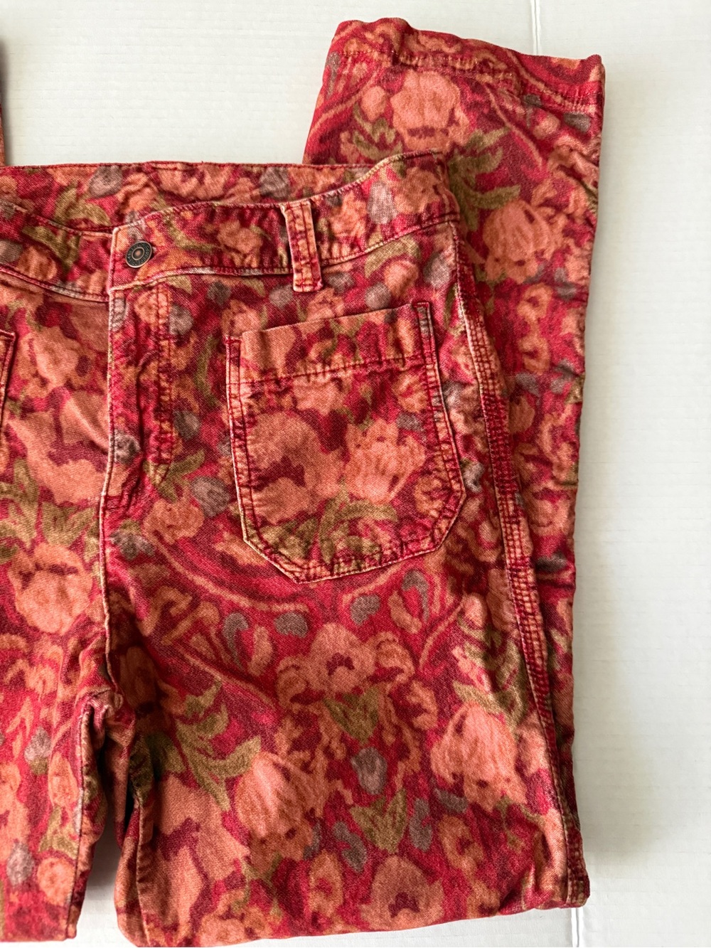 Free People Floral Red Multicolor Floral Velour Ankle Jeans Stretch Women's Sz 8 - Picture 6 of 9